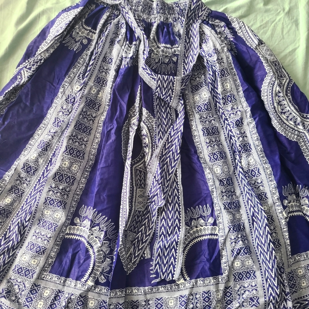 NEVER WORN blue bandana print skirt